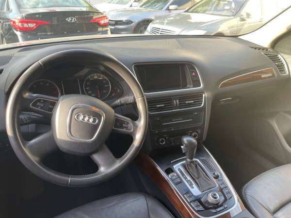 2010 audi Q5 premium suv panoramic sun roof - - by for sale in Hollywood, FL – photo 3