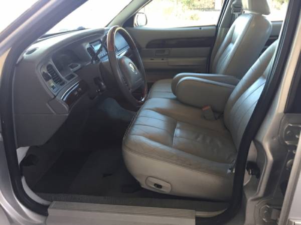 2003 Mercury Grand Marquis 4dr Sdn LS Ultimate 4500 Cash.... Cash /... for sale in Fort Worth, TX – photo 9