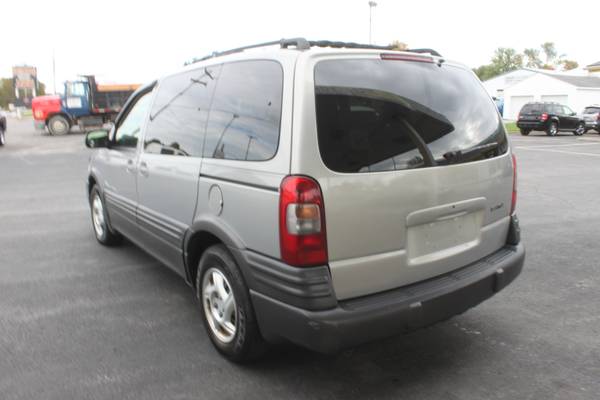 2001 Pontiac Montana - cars & trucks - by dealer - vehicle... for sale in New Castle, OH – photo 5