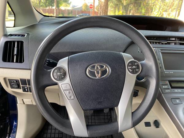 2012 Toyota Prius III CLEAN 97K miles - cars & trucks - by owner -... for sale in Pasadena, CA – photo 16