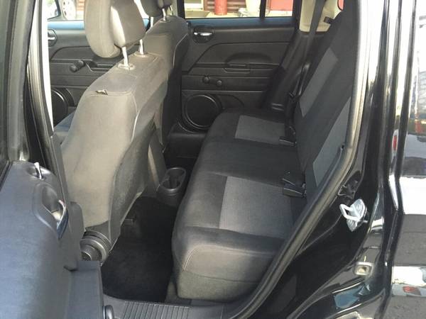 2014 *Jeep* *Patriot* *FWD 4dr Altitude* Black Clear for sale in McHenry, IL – photo 10