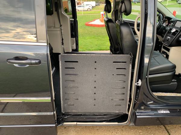 2014 Chrysler Town and Country Touring Handicap Wheelchair Side for sale in Sterling Heights, MI – photo 14
