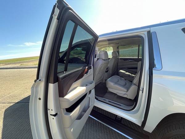 2015 Cadillac Escalade ESV 4d SUV 4WD Premium - - by for sale in Orland, CA – photo 15