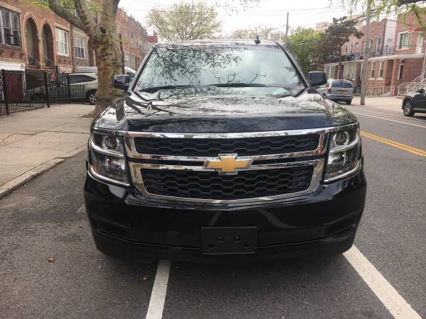 2019 Chevrolet Suburban LT 4WD one owner 8 passenger 1k for sale in Brooklyn, NY – photo 2