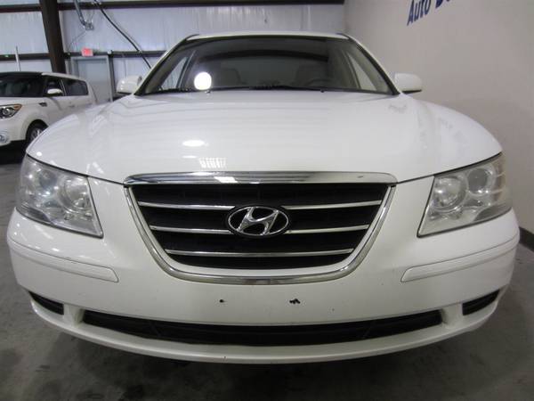 2009 Hyundai Sonata GLS - - by dealer - vehicle for sale in Tallahassee, FL – photo 8