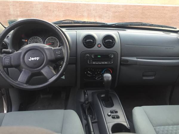 2007 Jeep Liberty sport - - by dealer - vehicle for sale in Upland, CA – photo 10