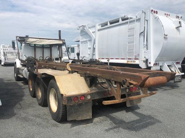 2002 International 2674 Rolloff for sale in Bealeton, District Of Columbia – photo 11