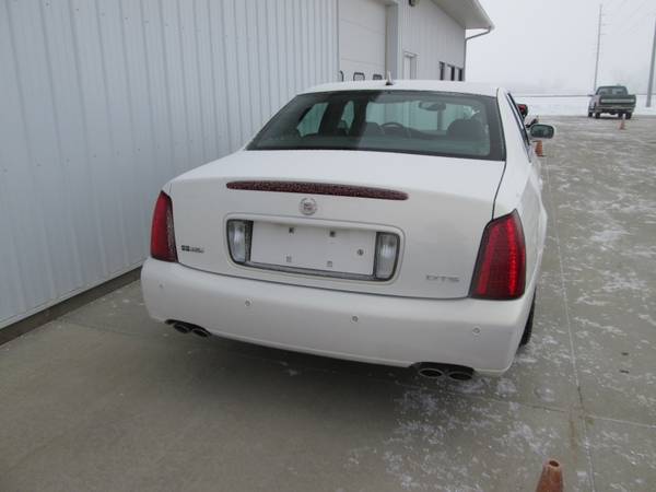 2005 Cadillac Deville DTS - cars & trucks - by dealer - vehicle... for sale in Sioux City, IA – photo 3