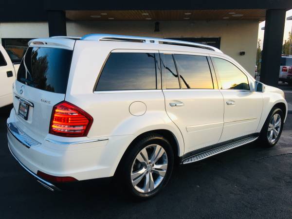 2012 Mercedes-Benz GL450 AWD w/3rd Row Fully Loaded Clean... for sale in Englewood, CO – photo 12