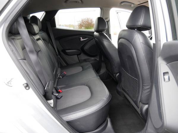 2012 Hyundai Tucson GLS - - by dealer - vehicle for sale in Inver Grove Heights, MN – photo 22