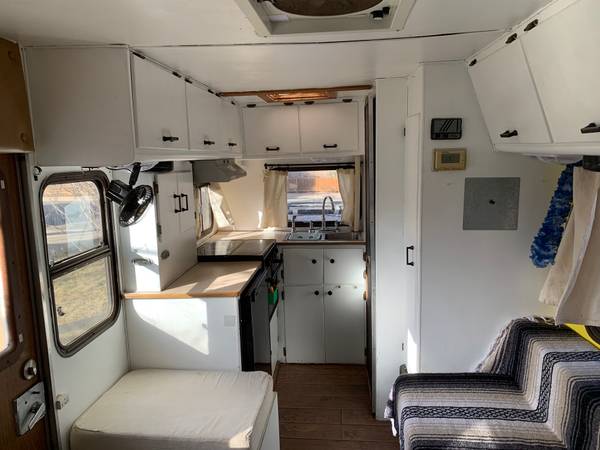 1991 Toyota Odyssey 4x4 Motorhome Camper - V6 - - by for sale in Boulder, CO – photo 2