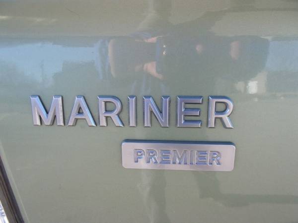 2009 Mercury Mariner Premier V6 AWD 4dr SUV - cars & trucks - by... for sale in Waukesha, WI – photo 9