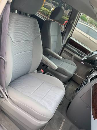 2009 Chrysler Town & Country Touring 89,000 Low Miles 3rd Row 7 Pass for sale in Orlando, FL – photo 6