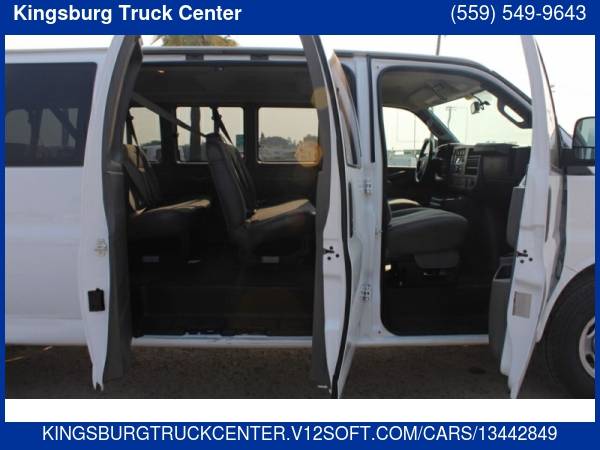 2018 GMC Savana Passenger LT 3500 3dr Extended Passenger Van - cars... for sale in Kingsburg, CA – photo 8