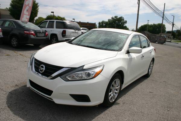 2016 Nissan Altima - cars & trucks - by dealer - vehicle automotive... for sale in McMinnville, TN – photo 2