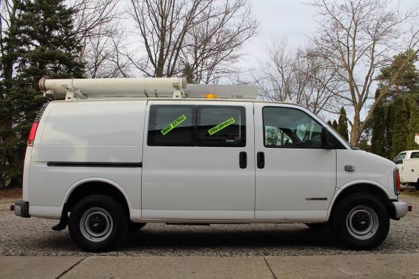2000 CHEVY EXPRESS 3500 CARGO*1-OWNER*LOW MILES*SHELVING*LADDER... for sale in Flint, MI – photo 6