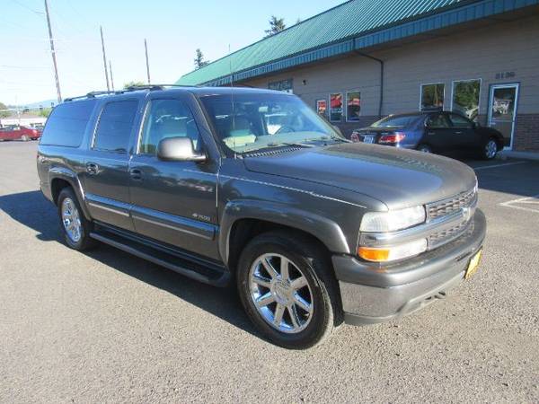 2000 CHEVROLET SUBURBAN 4X4 LOW MILES + EASY IN HOUSE FINANCE $500... for sale in WASHOUGAL, OR – photo 3