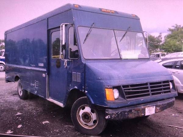 1994 GMC P3500 STEP VAN V-8 GAS MULTIPLE USES RUNS GRE - cars & for sale in Massapequa, NJ – photo 13