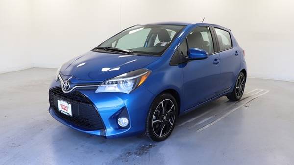 2015 Toyota Yaris 5dr Liftback Auto SE Sedan - - by for sale in Springfield, OR – photo 2