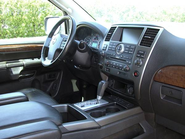 2012 NISSAN ARMADA PLATINUM - TOTALLY LOADED 4x4 SUV - MUST SEE for sale in East Windsor, NH – photo 20