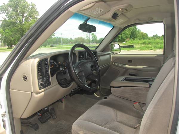 PRICE DROP! 2003 Chevrolet Silverado 1500 LS Ext. Cab 4x4 RUNS GREAT! for sale in Madison, WI – photo 8