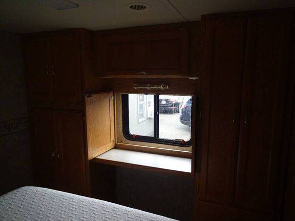 2004 Holiday Rambler Admiral SE Series M-30PDD Workhorse for sale in Rainier, OR – photo 18