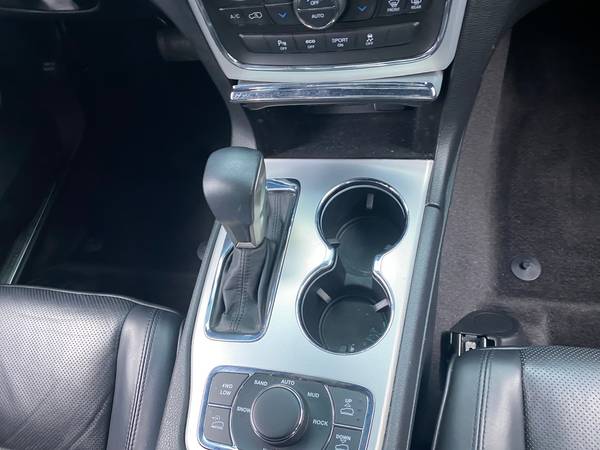 2018 Jeep Grand Cherokee High Altitude Sport Utility 4D suv Black -... for sale in Montebello, CA – photo 22