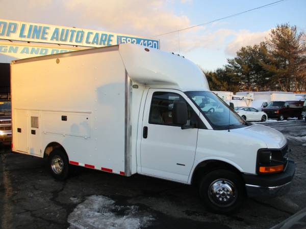 2008 Chevrolet Express Commercial Cutaway ENCLOSED UTILITY, REAR for sale in Other, UT – photo 4