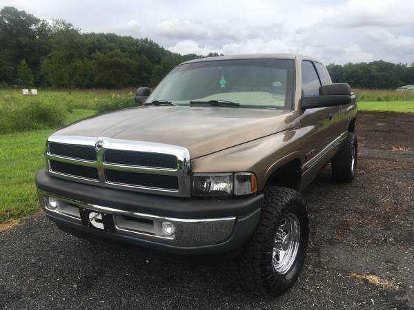 2001 Cummins 2500 5 speed - cars & trucks - by owner - vehicle... for sale in Hartly, DE – photo 5