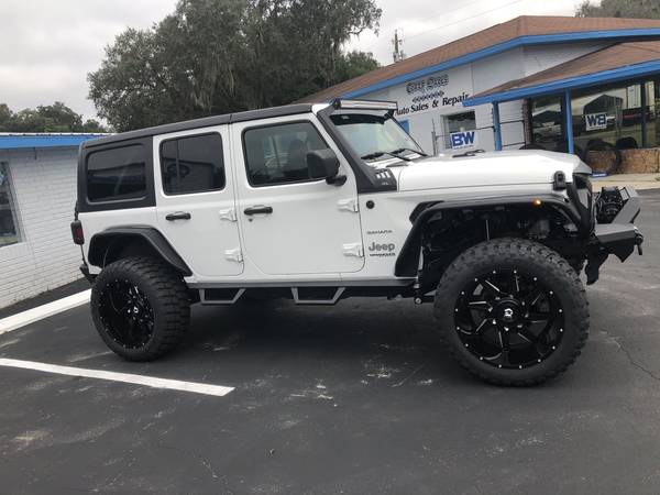 2019 JEEP WRANGLER SAHARA UNLIMITED - cars & trucks - by owner -... for sale in Hernando, FL – photo 3