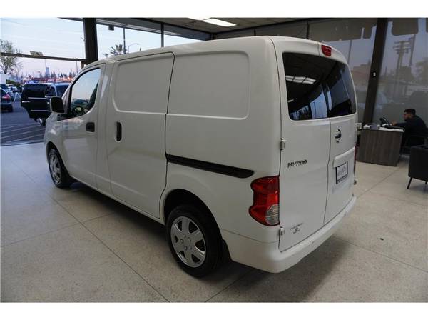 2015 Nissan NV200 SV Van 4D WE CAN BEAT ANY RATE IN TOWN! - cars & for sale in Sacramento , CA – photo 5