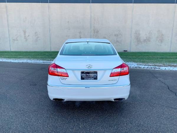 2012 Hyundai Genesis 3.8L -- SUPER Sharp!! Crispy White with AMAZING D for sale in Madison, WI – photo 6