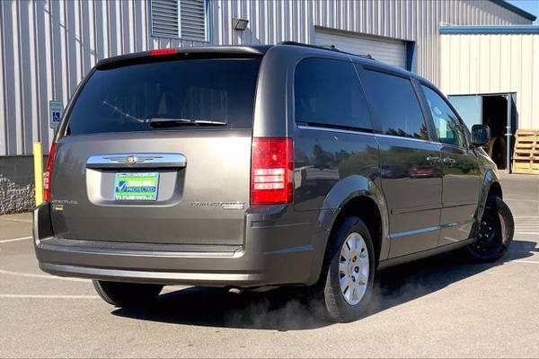 2010 Chrysler Town & Country LX Minivan, Passenger for sale in Olympia, WA – photo 14