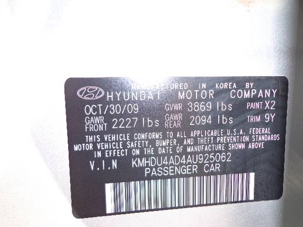 2010 HYUNDAI ELANTRA GLS FWD GAS SAVER GREAT STARTER CAR CLEAN -... for sale in Pinetop, AZ – photo 16