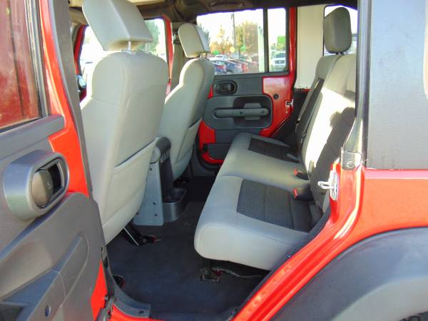 2010 JEEP WRANGLER UNLIMITED RUBICON - cars & trucks - by dealer -... for sale in Eugene, OR – photo 8