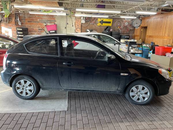 2010 HYUNDAI ACCENT (BLUE) - cars & trucks - by dealer - vehicle... for sale in Perry, IA – photo 4