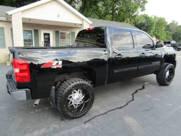 2013 Chevy Silverado 1500 Crew Cab 4x4 Lifted and Loaded for sale in Springfield, MO – photo 6