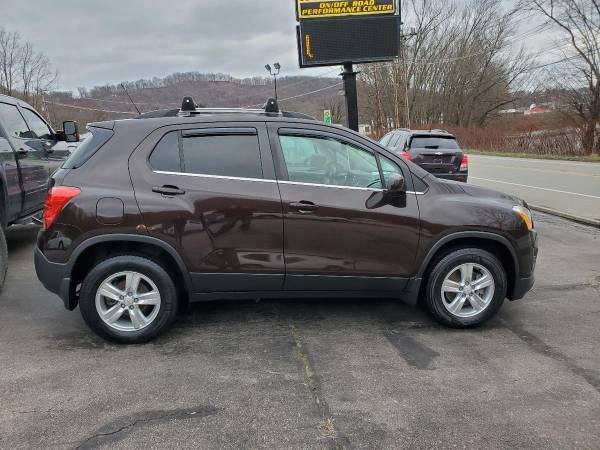 2015 Chevrolet Chevy Trax LT AWD 4dr Crossover EVERYONE IS APPROVED! for sale in Vandergrift, PA – photo 8