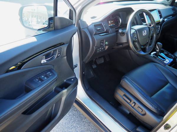2019 Honda Ridgeline RTL-E - - by dealer - vehicle for sale in Apple Valley, MN – photo 10