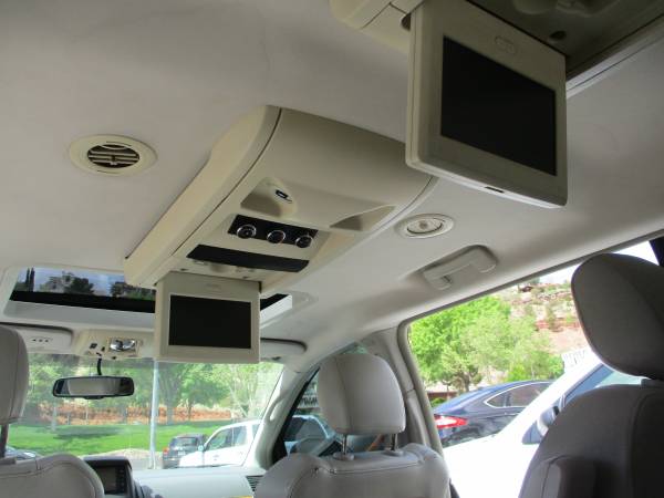 2008 Chrysler town & country - - by dealer - vehicle for sale in Saint George, UT – photo 11