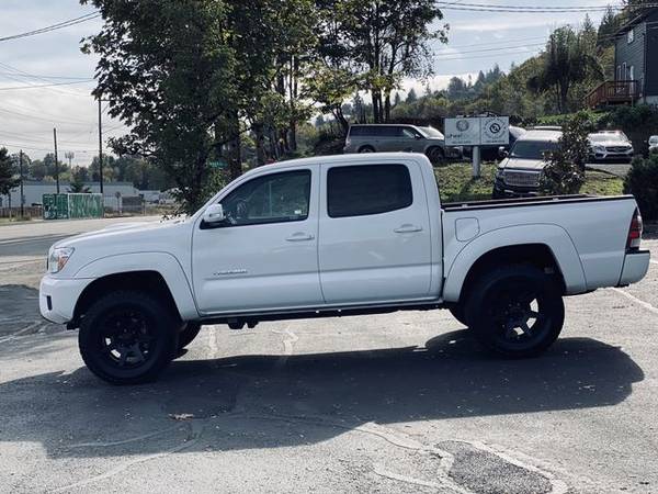 2014 TOYOTA TACOMA TRD-SPORT 4WD LIFTED 3' PRE-OWN CETIFIED LOCALLY... for sale in Portland, CA – photo 2
