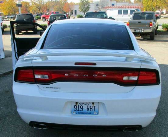 2011 Dodge Charger 4dr white *REDUCED* - cars & trucks - by dealer -... for sale in Louisville, KY – photo 6