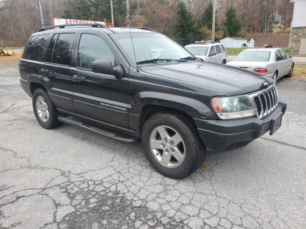 2003 JEEP GRAND CHEROKEE LAREDO 4X4 - - by dealer for sale in Cold Spring, NY – photo 2