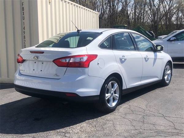 2014 Ford Focus SE hatchback White - - by dealer for sale in Ames, IA – photo 3
