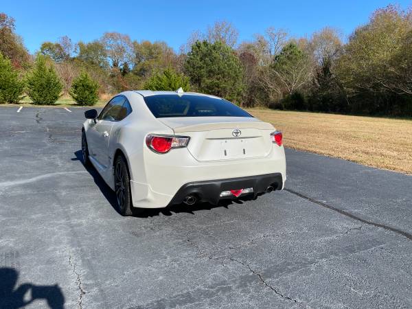 2013 Scion FR-S 6 Speed Manual - cars & trucks - by dealer - vehicle... for sale in Cowpens, NC – photo 6