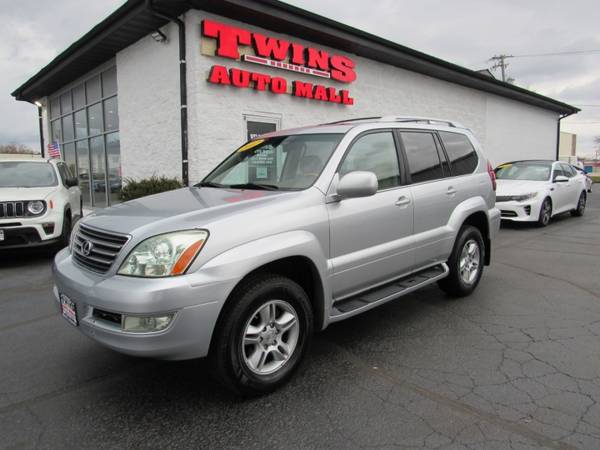 2007 Lexus GX 470 4WD - cars & trucks - by dealer - vehicle... for sale in Rockford, WI – photo 3