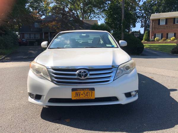 2011 Toyota Avalon - cars & trucks - by owner - vehicle automotive... for sale in Glen Cove, NY – photo 3