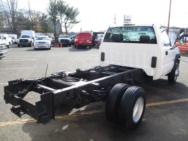2007 Chevrolet Silverado 3500 Classic REG. CAB 4X4 GAS, CAB CHASSIS... for sale in South Amboy, NY – photo 4