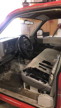 92’ Chevy 1500 for sale in Sioux Falls, SD – photo 2