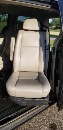 Handicapped Van - 2013 Chrysler Town and Country with Transfer Seat for sale in Prior Lake, MN – photo 3